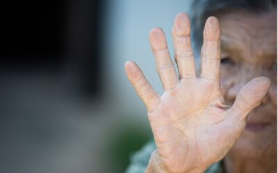 Cuidar las raíces: Esperanza frente al maltrato de las personas mayores